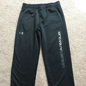 Boy’s Under Armour warm-up pant